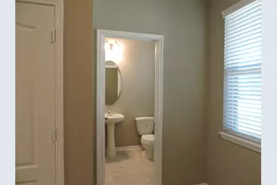 1102 Upton Court, Conroe, TX 77304 - Photo 5