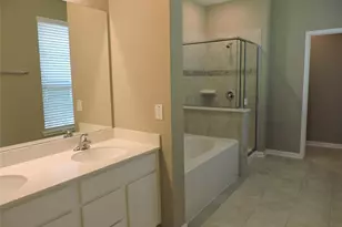 1102 Upton Ct, Conroe, TX 77304 - Photo 13