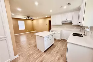 7922 Jutland Road Rd, Houston, TX 77033 - Photo 7