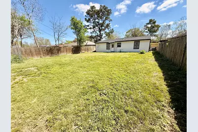 7922 Jutland Road Road, Houston, TX 77033 - Photo 13