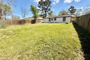 7922 Jutland Road Rd, Houston, TX 77033 - Photo 13