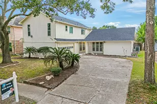 13314 Agarita Ln, Houston, TX 77083 - Photo 1