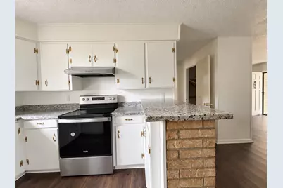 409 La Bradford Drive, Bay City, TX 77414 - Photo 5