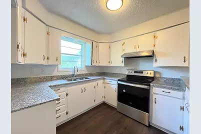 409 La Bradford Drive, Bay City, TX 77414 - Photo 3