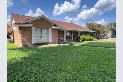 2203 Droxford Drive, Houston, TX 77008 - Photo 1