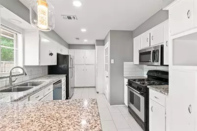 2906 Newcastle Drive, Baytown, TX 77521 - Photo 5