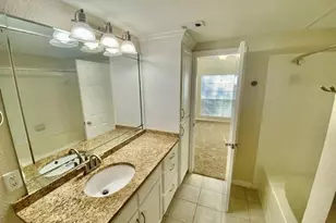 1919 Post Oak Park Dr Dr, Houston, TX 77027 - Photo 3