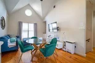604 W Drew St, Houston, TX 77006 - Photo 13