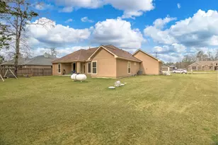 210 Rd 662, Dayton, TX 77535 - Photo 41