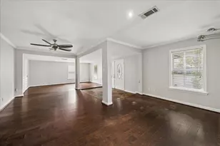 6621 Westview, Houston, TX 77055 - Photo 1