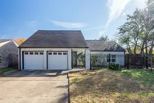 2111 Gray Falls Dr, Houston, TX 77077 - Photo 1