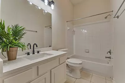 27 S Belfair Place, The Woodlands, TX 77382 - Photo 23