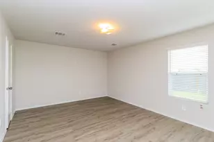 21819 King Hts Ln, Houston, TX 77073 - Photo 13