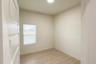 9742 Garcroft A-B St, Houston, TX 77029 - Photo 5