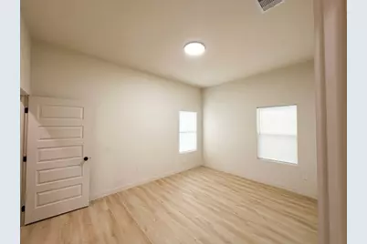 9742 Garcroft A-B Street, Houston, TX 77029 - Photo 11