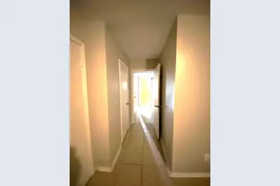 1102 W Tri Oaks Lane #103, Houston, TX 77043 - Photo 17