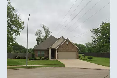 56 Zinnia Court, Lake Jackson, TX 77566 - Photo 1