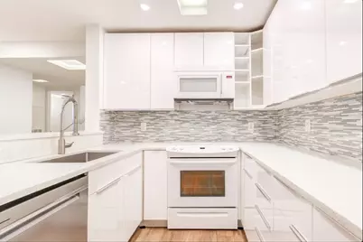 2829 Timmons Lane #167, Houston, TX 77027 - Photo 3