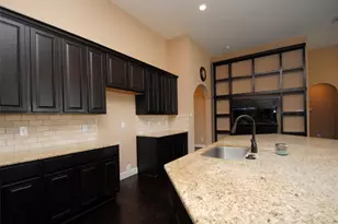 2803 Quartz Rdg Dr, Rosharon, TX 77583 - Photo 13