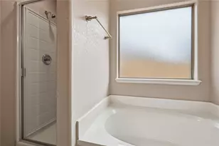 4502 Clemwood Ln, Houston, TX 77345 - Photo 13