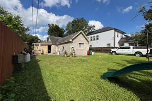 7518 Gracia St, Houston, TX 77037 - Photo 17