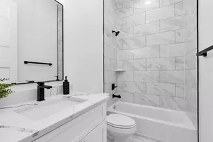 2007 King St, Houston, TX 77026 - Photo 9