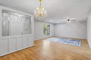 2338 Shadowdale Dr, Houston, TX 77043 - Photo 7