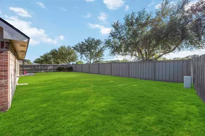 3804 Parry Fields Court, Pearland, TX 77584 - Photo 21