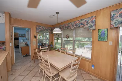 303 Lakeshore Drive, Taylor Lake Village, TX 77586 - Photo 21