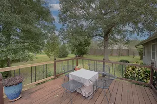 303 Lakeshore Dr, Taylor Lake Village, TX 77586 - Photo 35