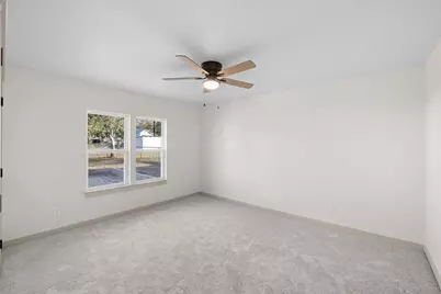 911 Eilers Street, Schulenburg, TX 78956 - Photo 15