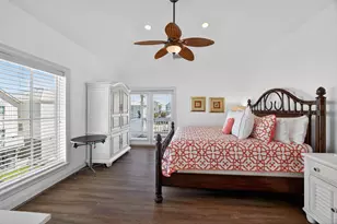 730 Beachtown Passage, Galveston, TX 77550 - Photo 39