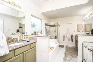 24010 Doverwick Dr, Tomball, TX 77375 - Photo 19