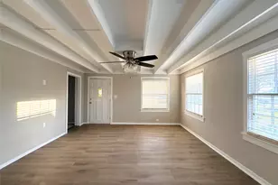 3103 9th St, Bay City, TX 77414 - Photo 3