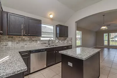 5500 N Buffalo Circle, Willis, TX 77378 - Photo 7