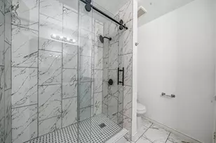9227 Vickijohn Dr, Houston, TX 77031 - Photo 25