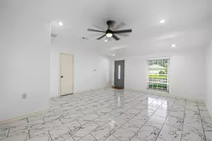 9227 Vickijohn Dr, Houston, TX 77031 - Photo 31