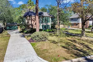 6510 Knollview Dr, Spring, TX 77389 - Photo 5