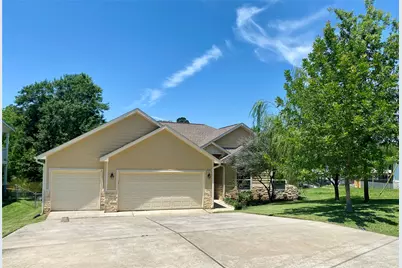 293 Twin Magnolia, Onalaska, TX 77360 - Photo 3
