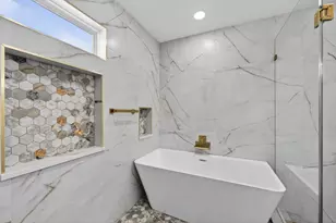 2302 Ashford Hollow Ln, Houston, TX 77077 - Photo 19