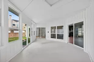 2302 Ashford Hollow Ln, Houston, TX 77077 - Photo 41