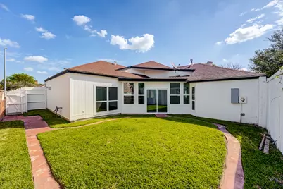 2302 Ashford Hollow Lane, Houston, TX 77077 - Photo 45