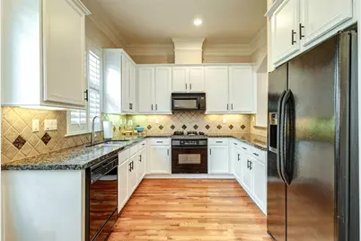 610 Leverkuhn Street, Houston, TX 77007 - Photo 11