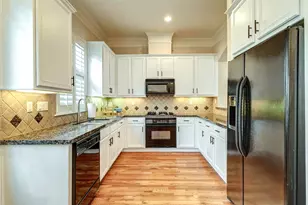 610 Leverkuhn St, Houston, TX 77007 - Photo 11