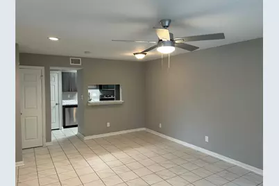 1880 White Oak Drive #103, Houston, TX 77009 - Photo 3