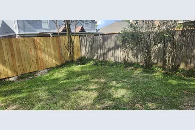 10514 Prospect Hill Drive, Houston, TX 77064 - Photo 13