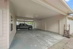 6518 Clawson St, Houston, TX 77055 - Photo 41