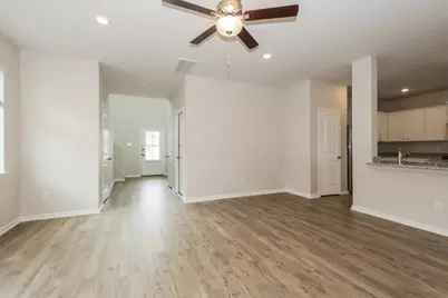 15652 Plum Brook Drive, Conroe, TX 77303 - Photo 5