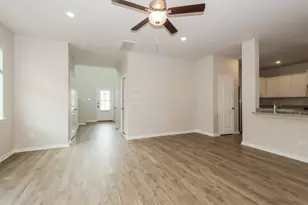 15652 Plum Brk Dr, Conroe, TX 77303 - Photo 5