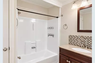 706 S Blackwell Street, La Porte, TX 77571 - Photo 17